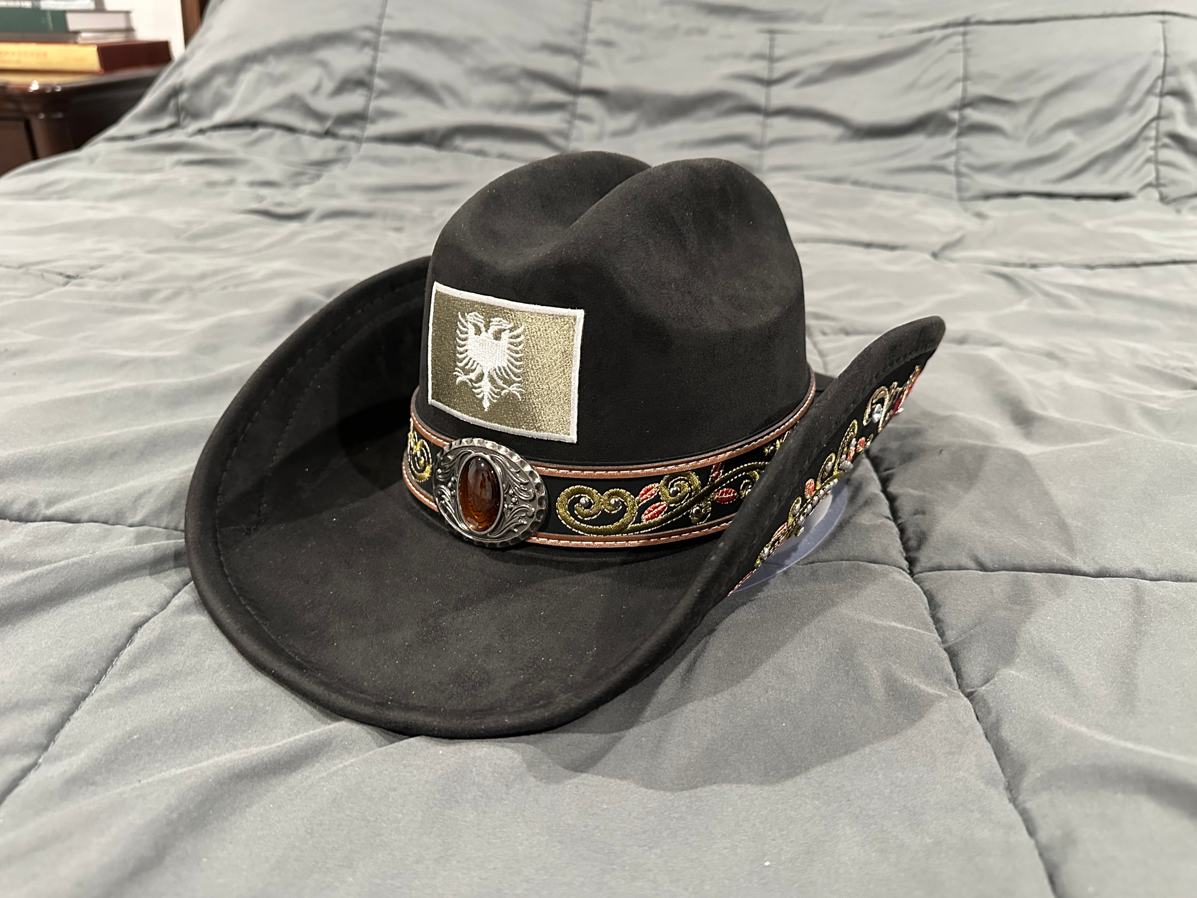“Lulije” Rose X Gem Albanian Embroidery Royal Wool Cowboy Hat (Black)