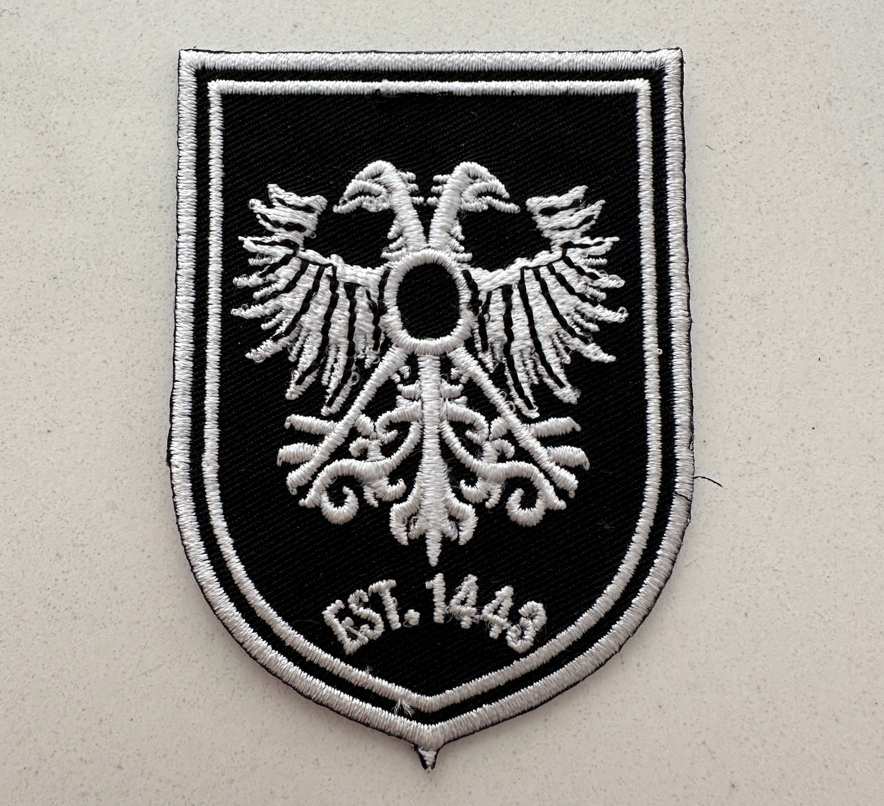 “Historike” Albanian Flag Ikonike Badge Patch
