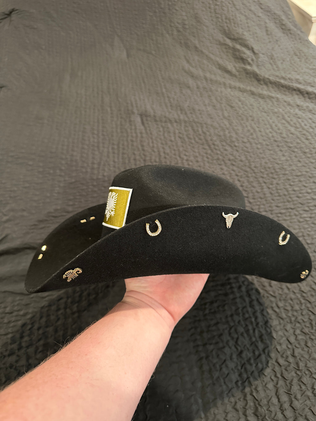 “Ceremony” 6x Rabbit Wool Golden Black Albanian Cowboy Hat