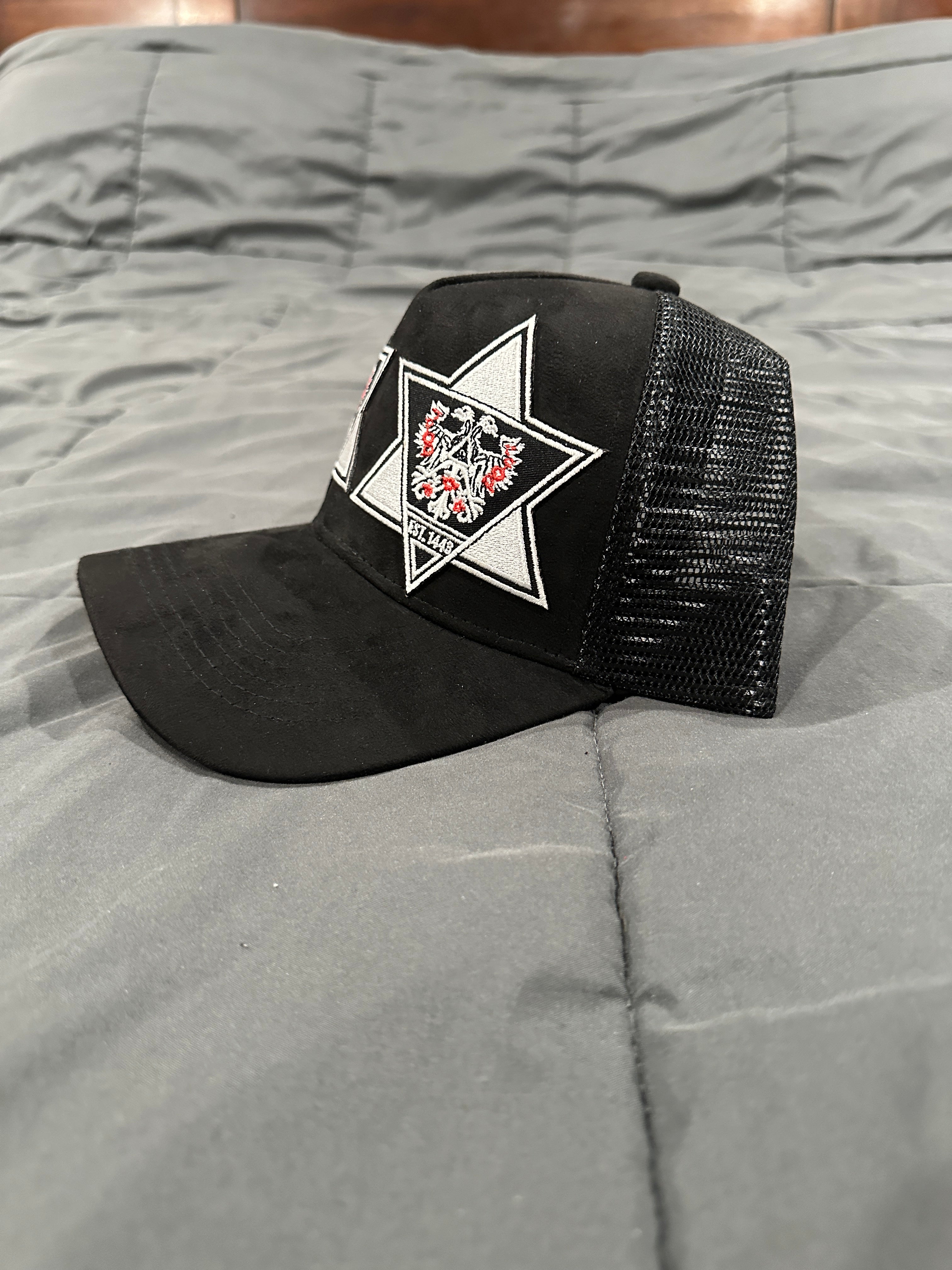 “IKONIKE” Royal Suede Black Trucker